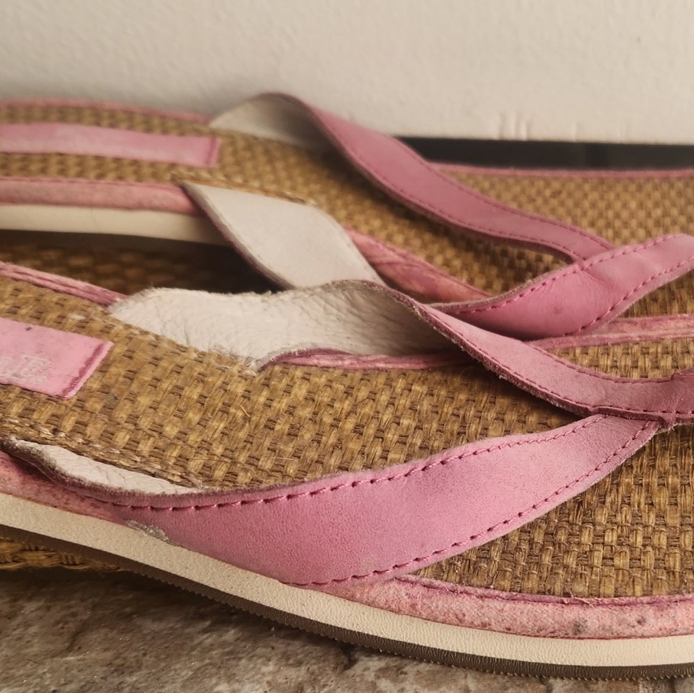 Ladies Pink Flip Flops